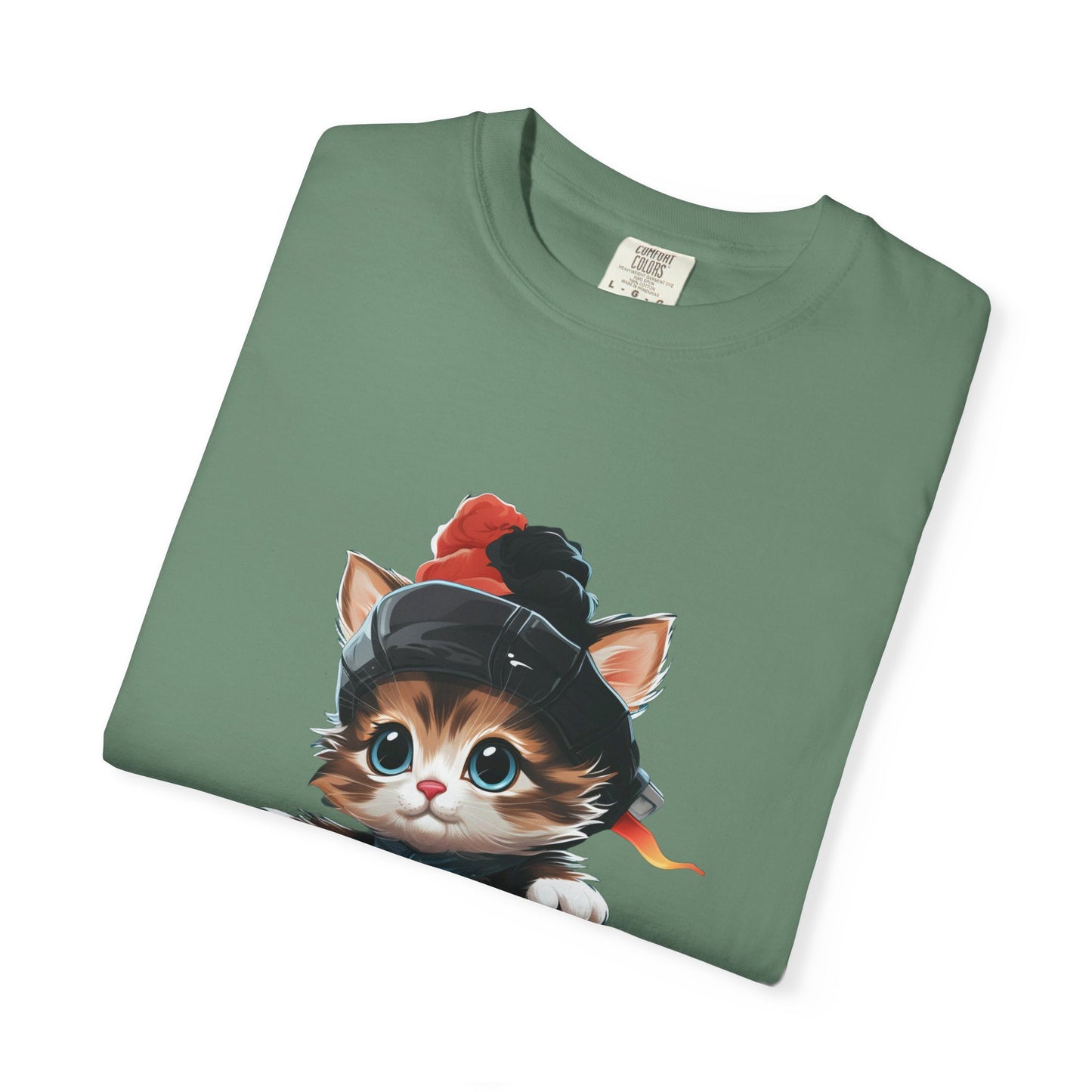 Christmas Kitten Garment-Dyed Tee Cute Cat Holiday